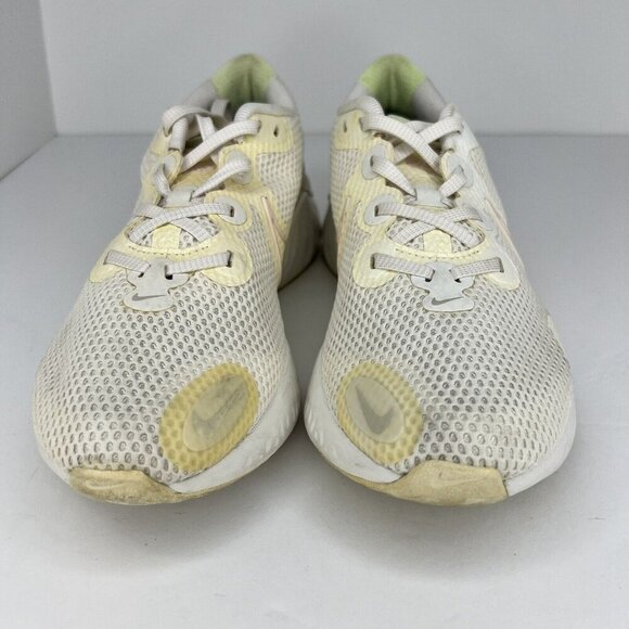 Nike Womens CK6360-102 Summit White Guava Ice Renew Run Size 9 Running Shoes - Picture 3 of 9